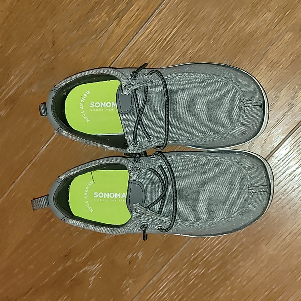 Little boy boat shoes